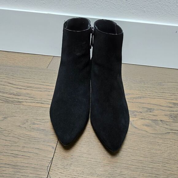 Donald J. Pliner Geeo Kitten Heel Suede Pointed Toe Chelsea Bootie in Black - Picture 4 of 13